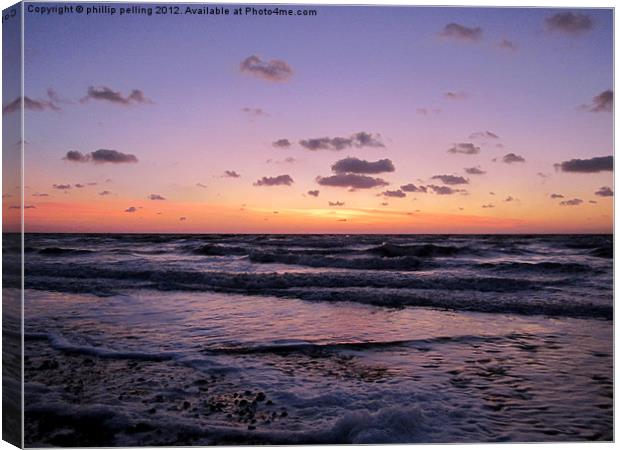 Morning Waves Canvas Print by camera man
