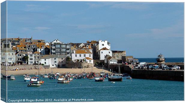 High Tide in St Ives Canvas Print by Roger Butler