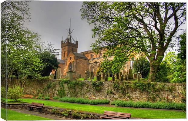 St Michaels at Linlithgow Canvas Print by Tom Gomez