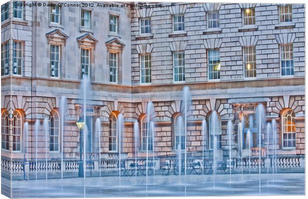 Somerset House Fountains Canvas Print by Dawn O'Connor