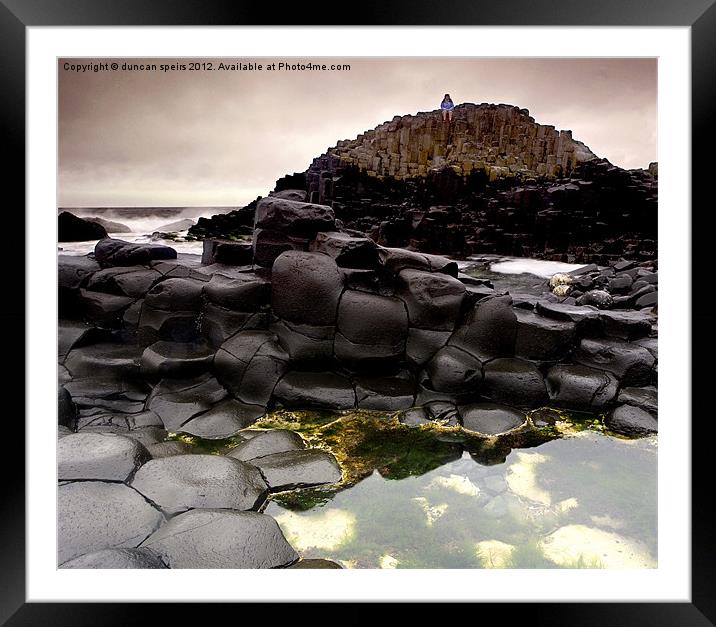 Giants causeway Framed Mounted Print by duncan speirs