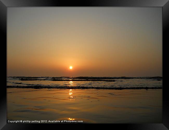 Sunrise at the beach. Framed Print by camera man