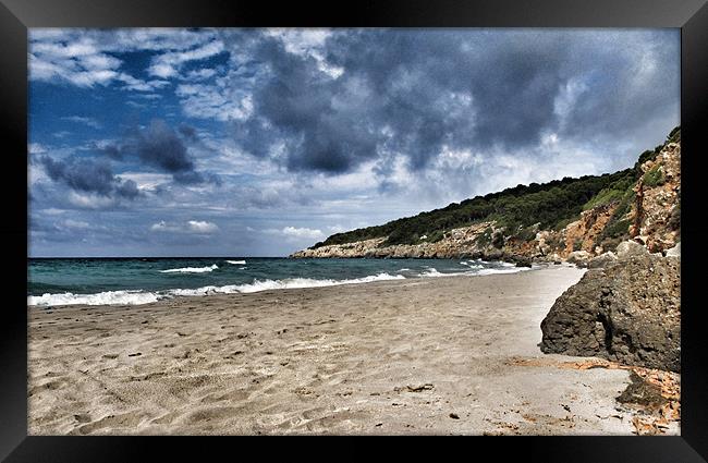 Sandy beach, Menorca Framed Print by suzie Attaway