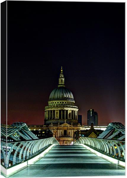 St Paul's Cathedral Canvas Print by Sara Messenger
