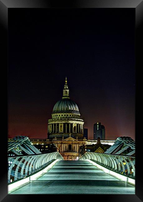St Paul's Cathedral Framed Print by Sara Messenger