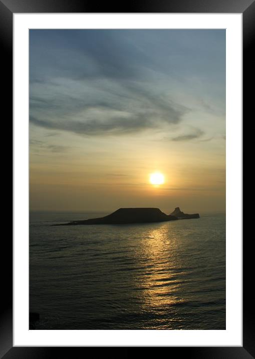 Worms Head. Framed Mounted Print by Becky Dix