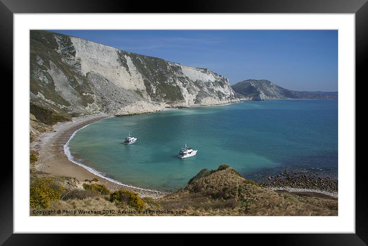 Mupe Bay Lunch Framed Mounted Print by Phil Wareham