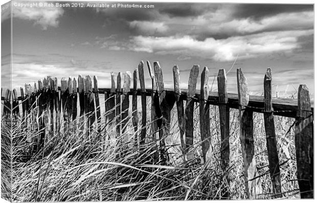 East Coast Fence. Canvas Print by Rob Booth