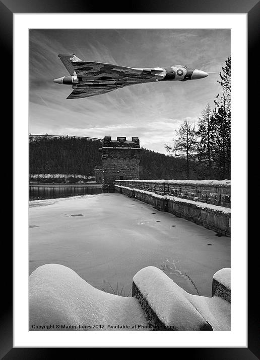 Delta Wings in the Valley Framed Mounted Print by K7 Photography