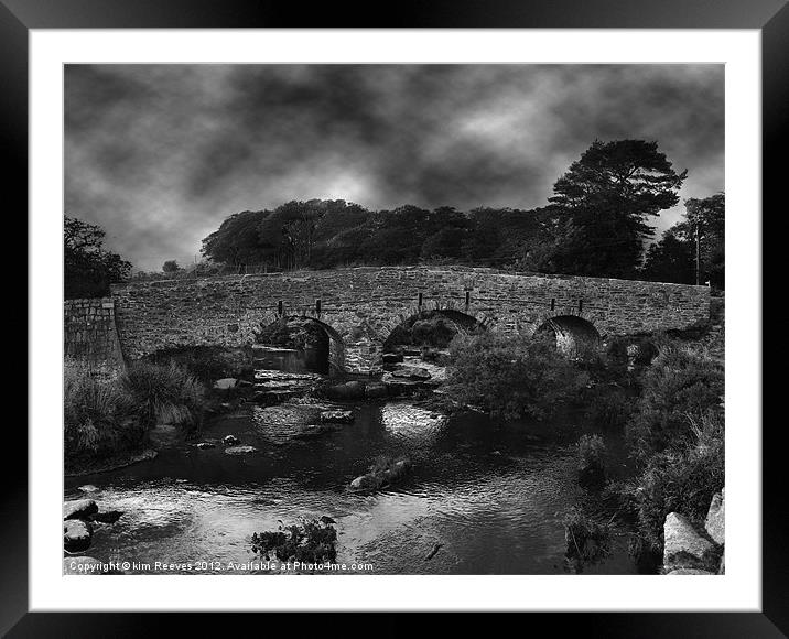 bridge over a dartmoor river Framed Mounted Print by kim Reeves