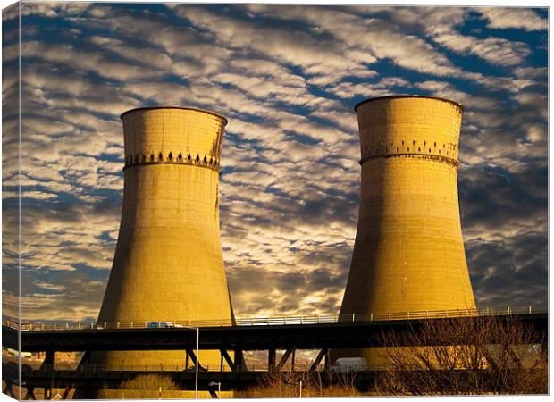 Tinsley Cooling Towers Sheffield Canvas Print by Glen Allen
