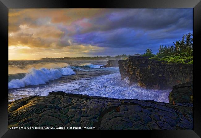 Hawaiian Sunrise Framed Print by Gary Beeler