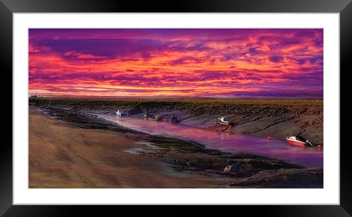 The fire in the sky.. Framed Mounted Print by paul cowles