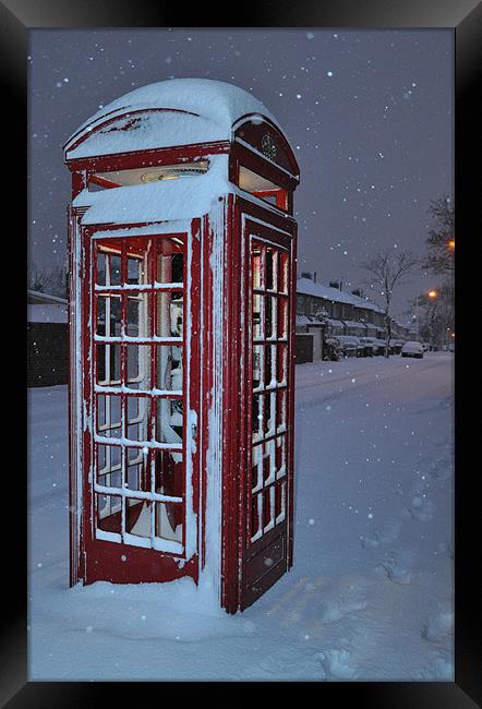 phonebox Framed Print by cairis hickey