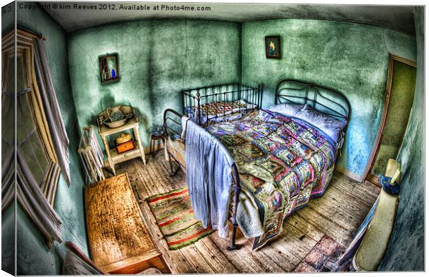 whitakers bedroom Canvas Print by kim Reeves
