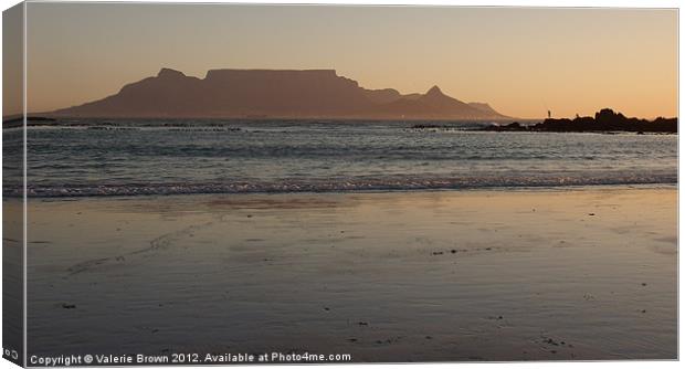 Table Mountain at dusk Canvas Print by Valerie Brown