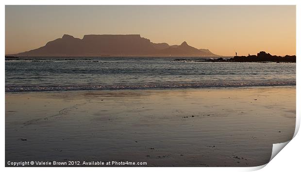 Table Mountain at dusk Print by Valerie Brown