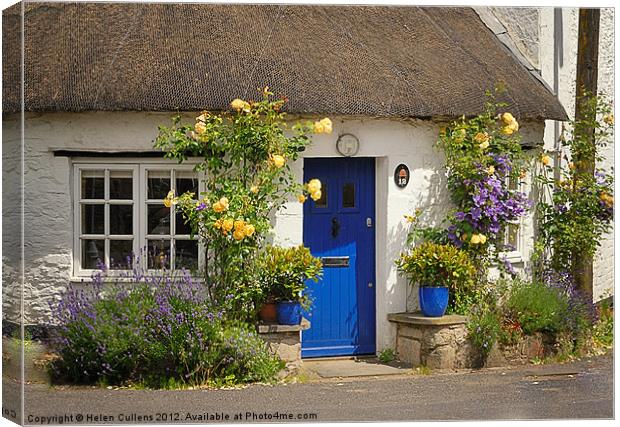 COTTAGE AT NUNNEY Canvas Print by Helen Cullens