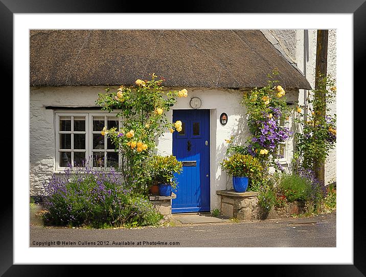 COTTAGE AT NUNNEY Framed Mounted Print by Helen Cullens