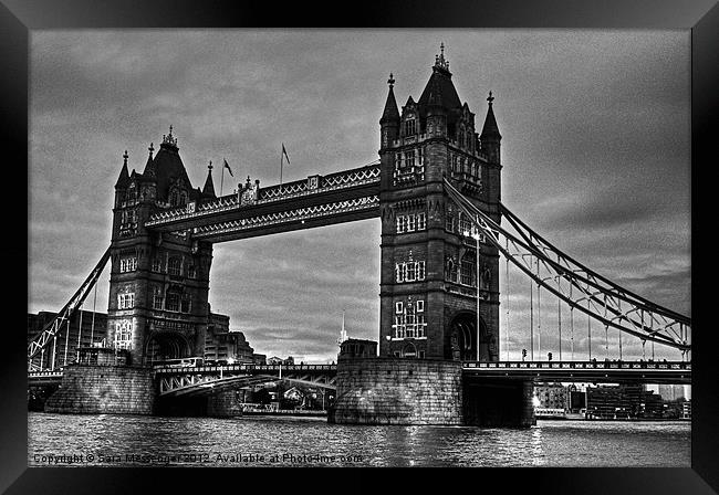 Tower bridge in black and white Framed Print by Sara Messenger