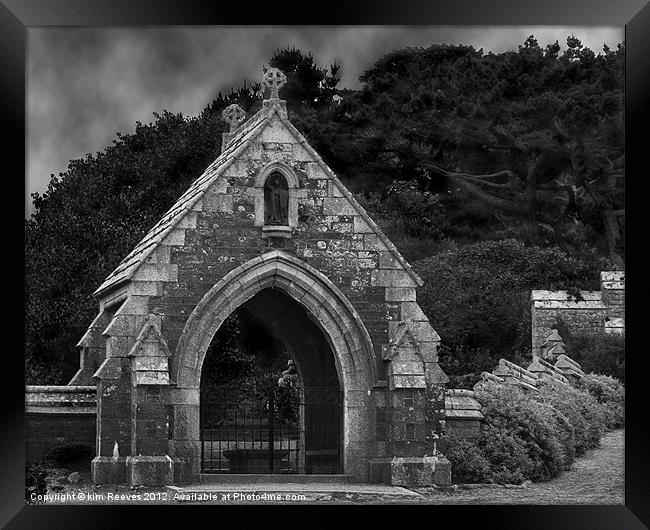 Churchyard At St Michaels Mount Framed Print by kim Reeves