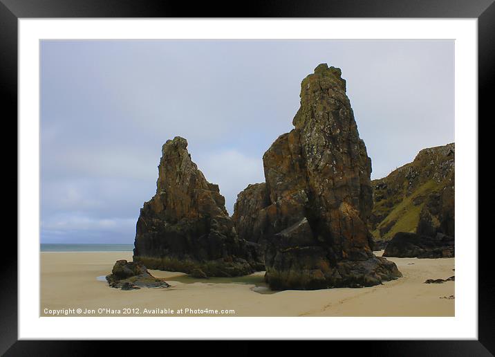 HEBRIDES  GARRY BEACH NORTH TOLSTA 36 Framed Mounted Print by Jon O'Hara