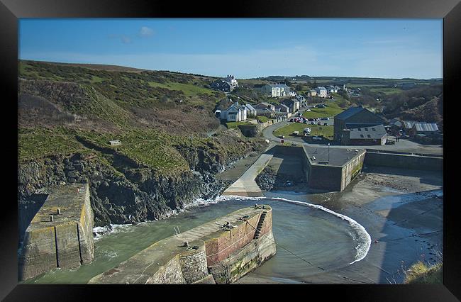 Ye Olde Worlde Harbour Framed Print by Sam Jowett