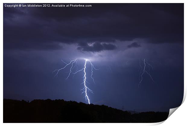 Forked lightning Print by Ian Middleton