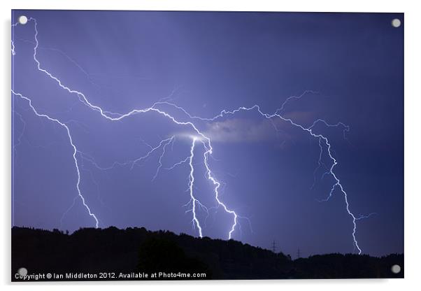 Streaked lightning Acrylic by Ian Middleton
