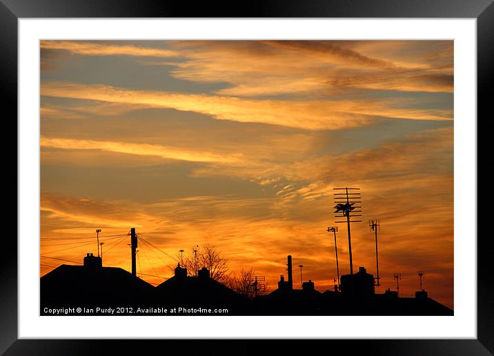 Morning rooftops Framed Mounted Print by Ian Purdy