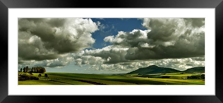 Fife countryside Framed Mounted Print by Kevin Dobie