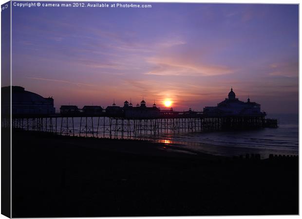 Rising sun Canvas Print by camera man