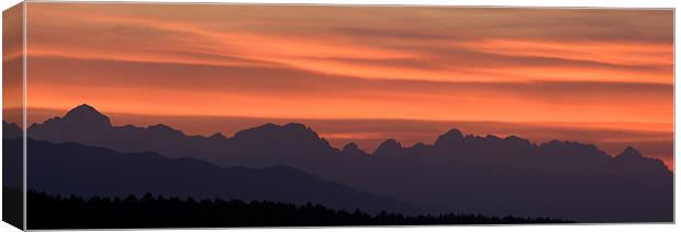 Julian Alps sunset Canvas Print by Ian Middleton