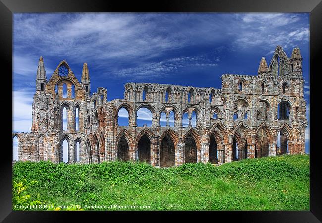 Whitby Abbey, Yorkshire. Framed Print by Rob Lester