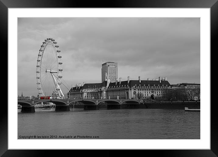 London Eye Framed Mounted Print by les tobin