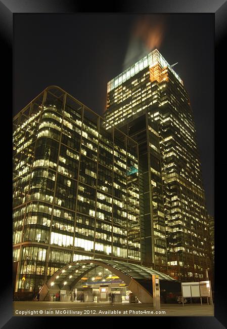 Canary Wharf Tower Framed Print by Iain McGillivray