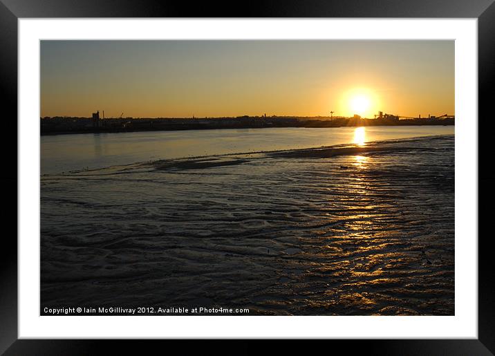 Thames Sunset Framed Mounted Print by Iain McGillivray