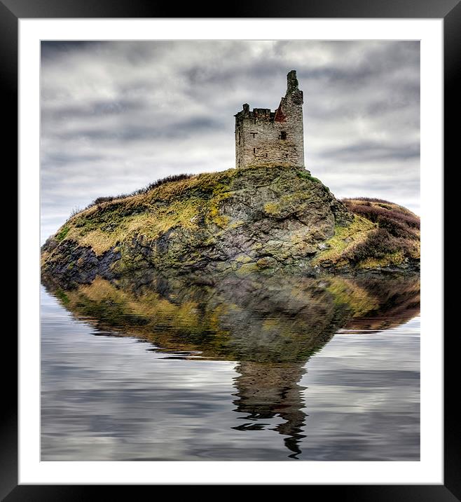 Greenan Castle Framed Mounted Print by Sam Smith