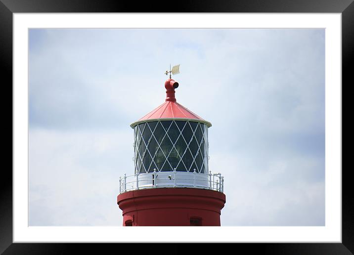 Happisburgh lighthouse Framed Mounted Print by dennis brown