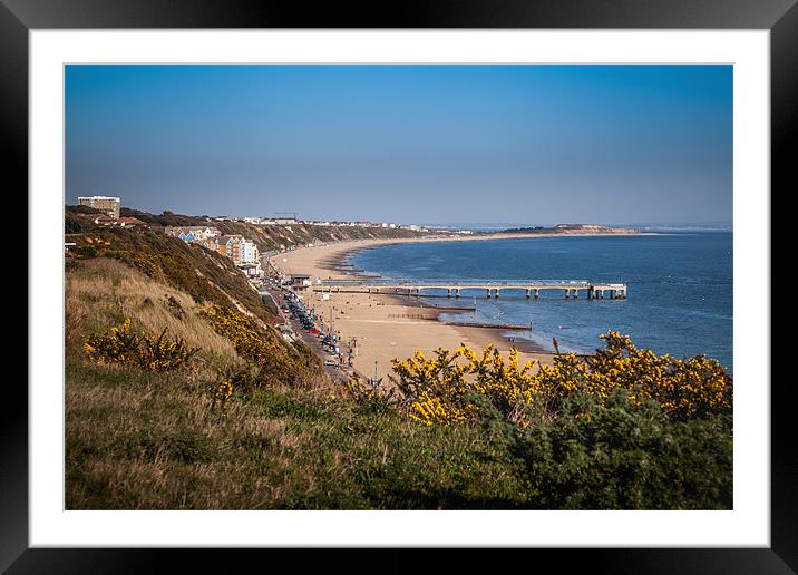 Boscombe Pier and Beach Framed Mounted Print by Richard Thomas