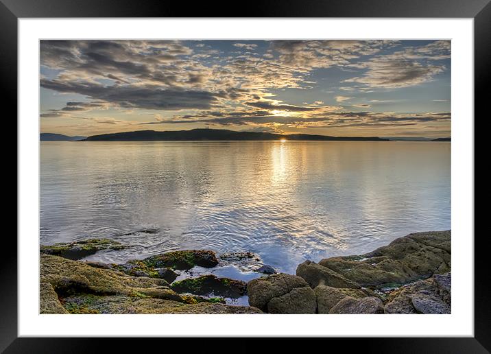 Millport sunset Framed Mounted Print by Sam Smith