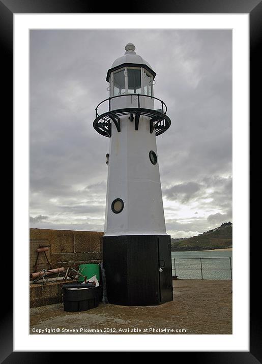 St Ives lighthouse Framed Mounted Print by Steven Plowman
