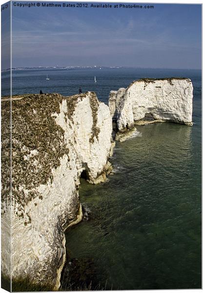 Old Harrys Rocks Canvas Print by Matthew Bates