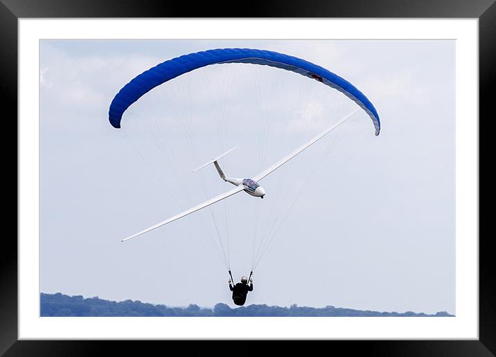 No Power Flying Framed Mounted Print by Richard Thomas