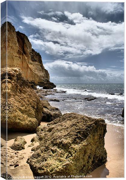 Portugal beach and rock Canvas Print by Brian  Raggatt