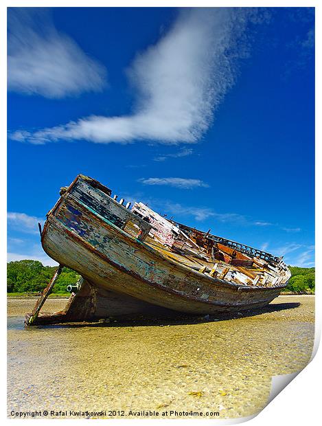 Dulas Bay shipwreck Print by R K Photography