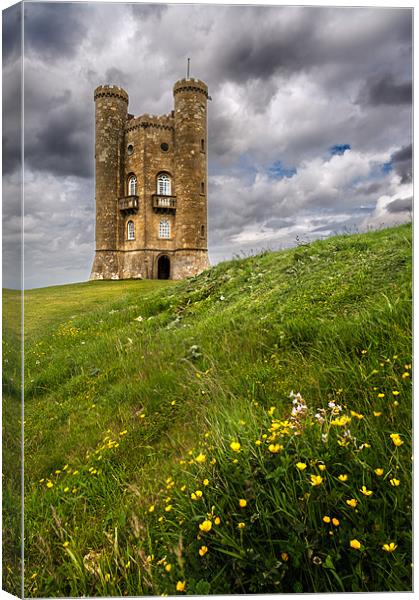 Broadway Tower, Worcestershire Canvas Print by Stephen Mole