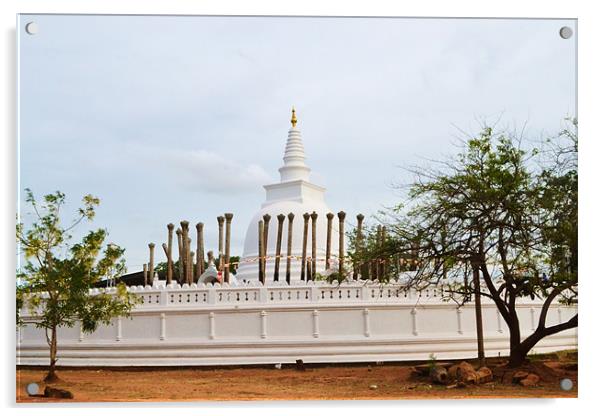 Thuparama  Stupa,Srilanka. Acrylic by thushara weeramanthry