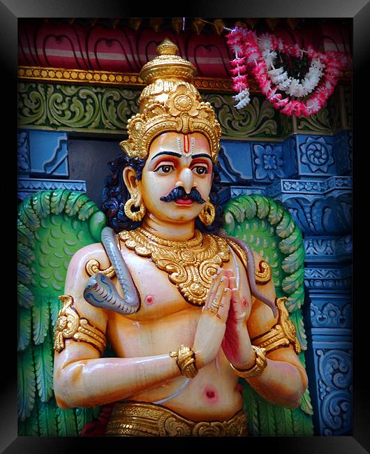 Hindu Temple statue Framed Print by David Worthington