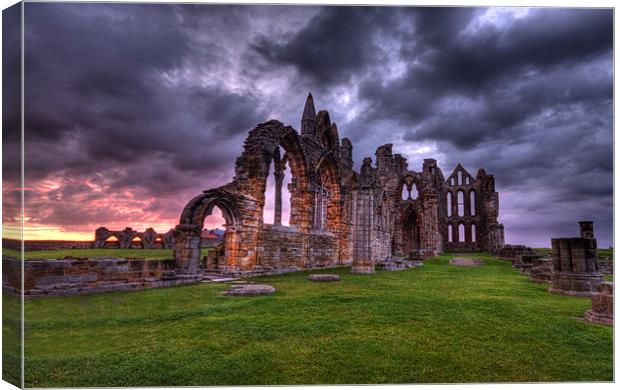sunrise at whitby abbey north yorkshire Canvas Print by simon sugden